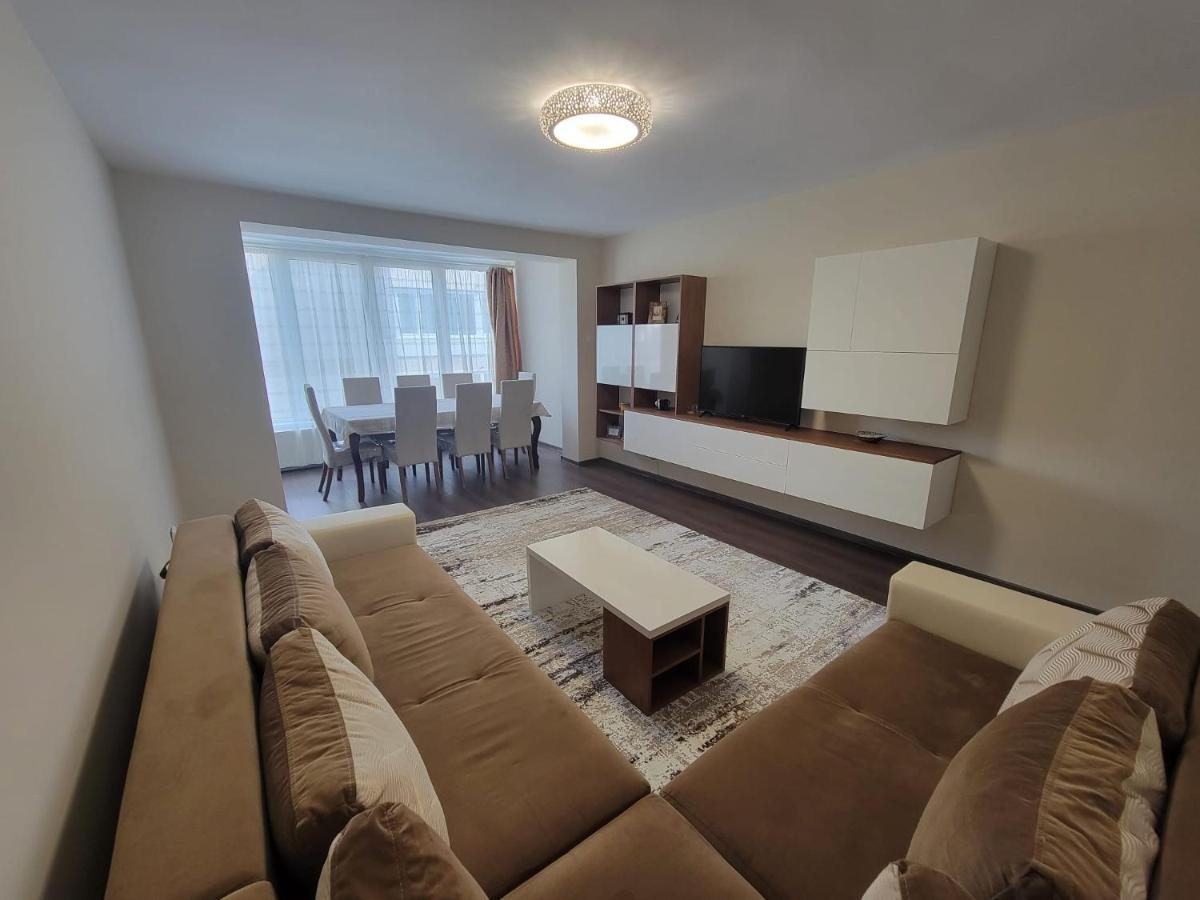 Downtown Recharge Spot Appartement Braşov Buitenkant foto